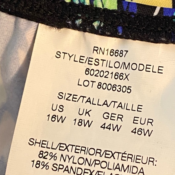 Plus Size Printed Tiered
Fauxkini One-Piece Swimsuit - Picture 4 of 7